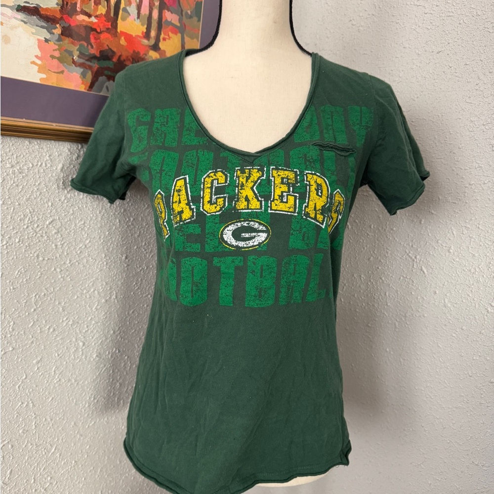 NFL Team Apparel Green Shirt